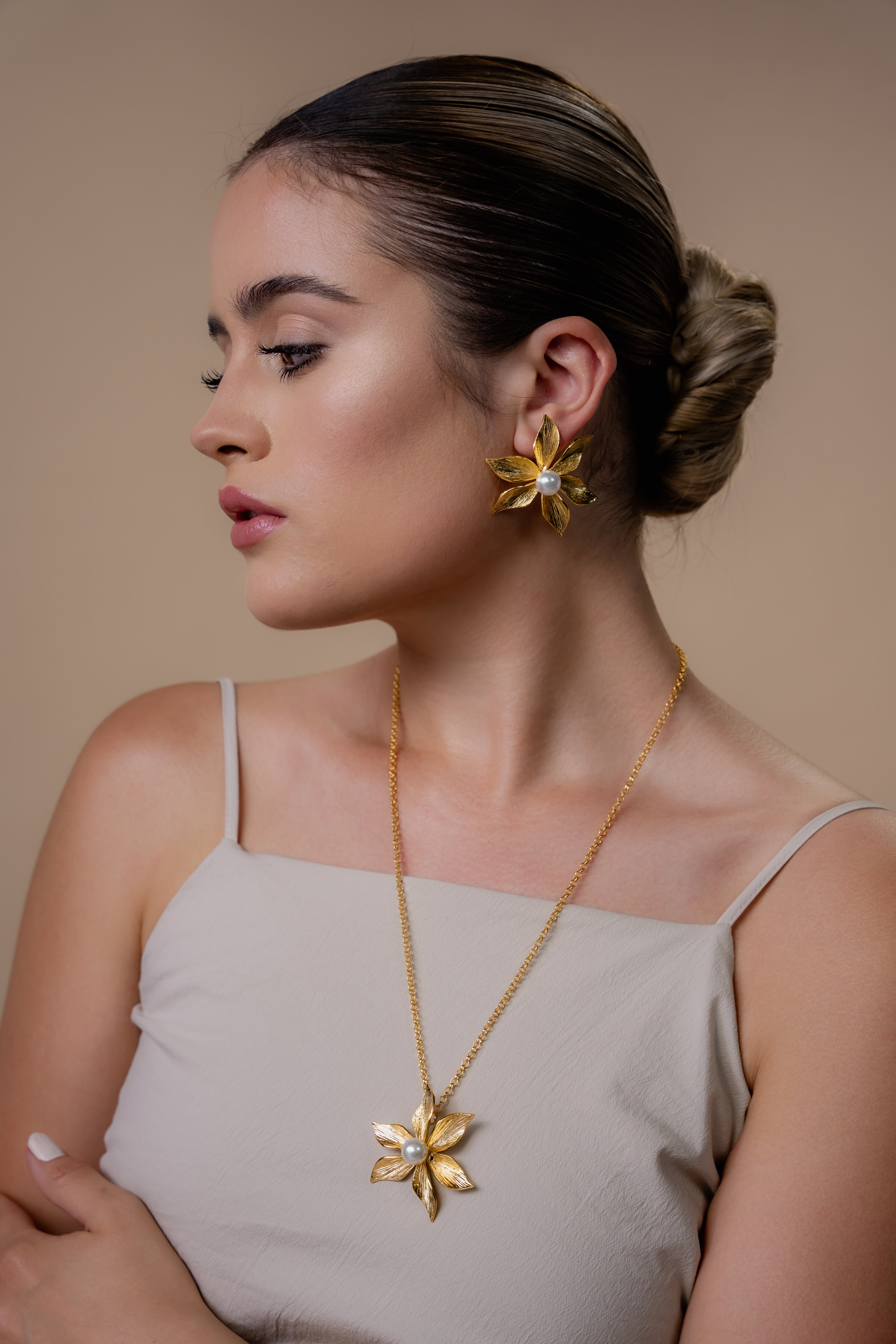 Blossom Pearl Necklace