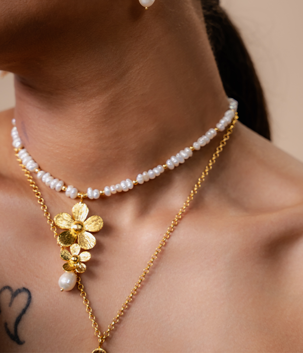 Daisy Pearl Chain Pendant